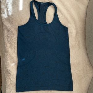 Lululemon swiftly dark blue tank. Size 6